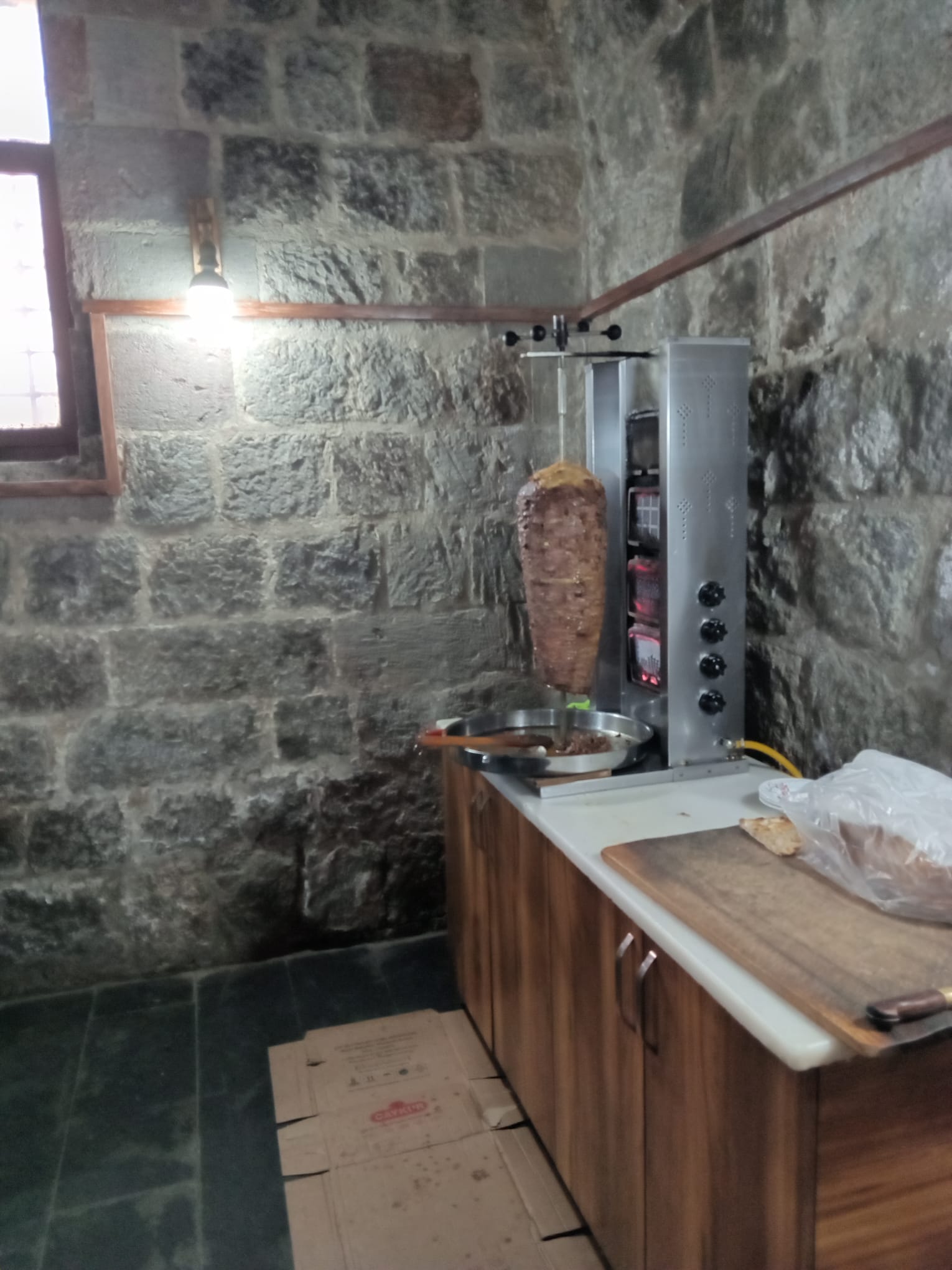 Mevlana Döner Izgara Salonu